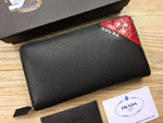 プラダ財布090