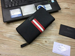 プラダ財布095