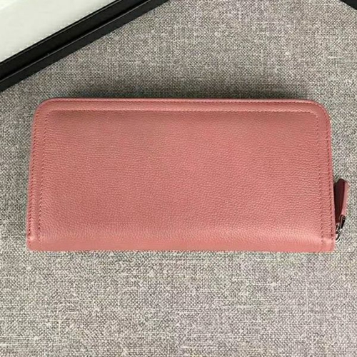 プラダ財布背面デザイン