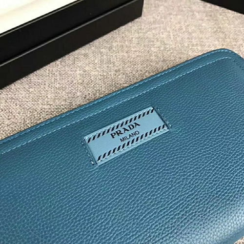 プラダ財布内部構造