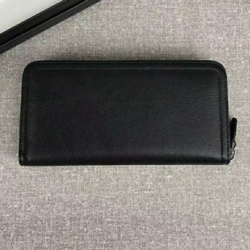 プラダ財布背面デザイン