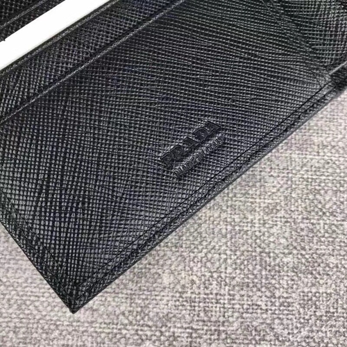 プラダ財布細部ディテール