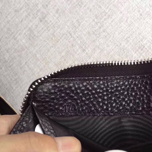 プラダ財布内部構造
