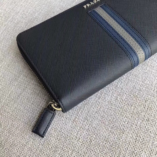 プラダ財布内部構造