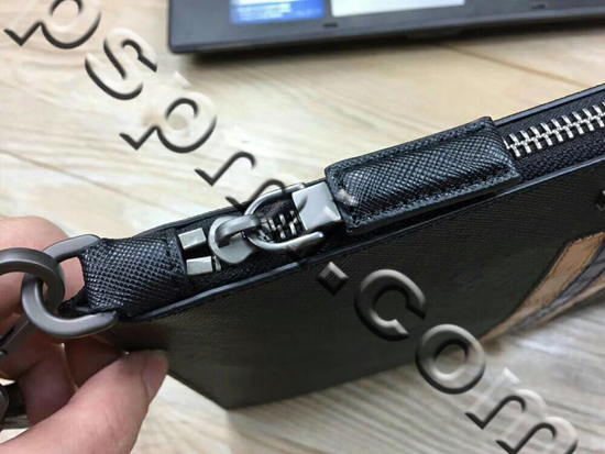 プラダ財布細部ディテール
