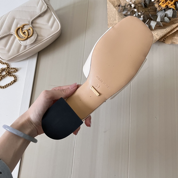 サンダル着用イメージ