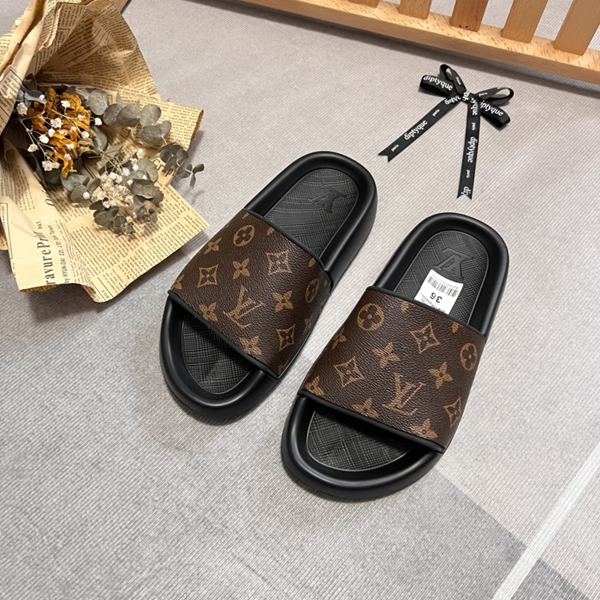 サンダル背面デザイン