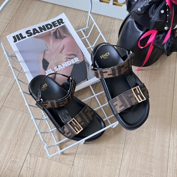 サンダル着用イメージ