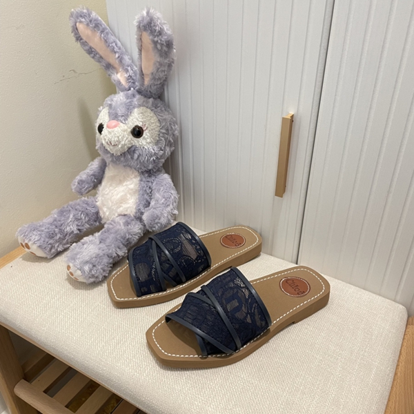 サンダル正面デザイン