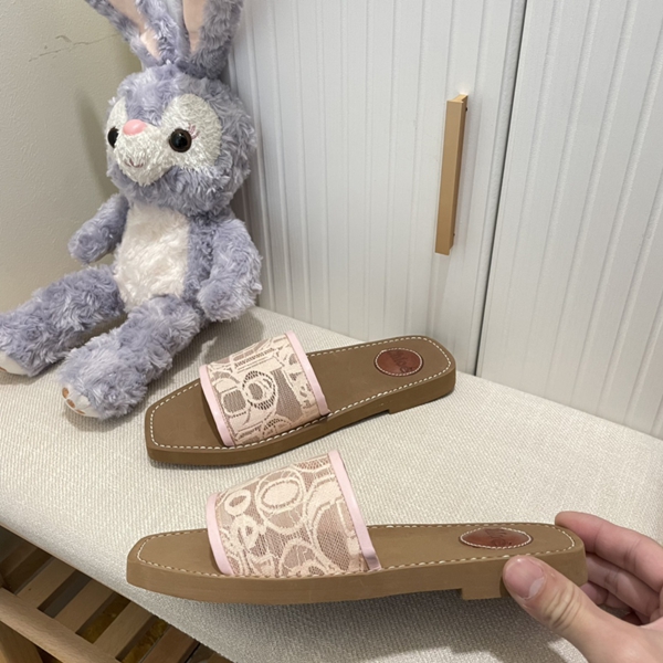 サンダル背面デザイン