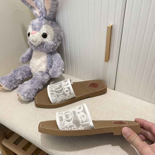 サンダル背面デザイン