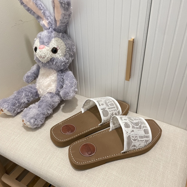 サンダル側面デザイン