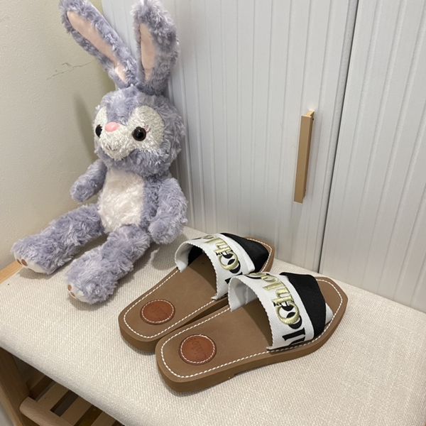 サンダル側面デザイン