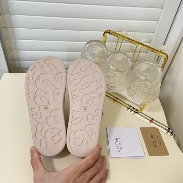 サンダル角部分ディテール