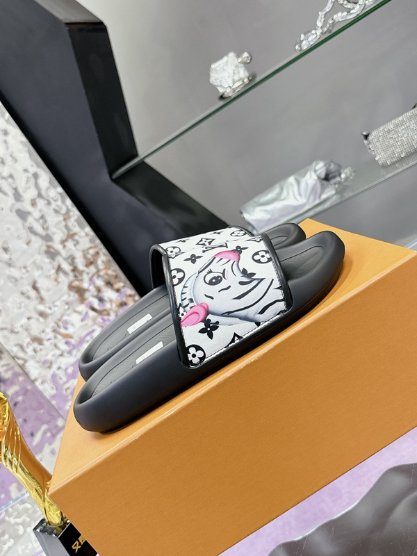サンダル背面デザイン