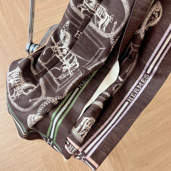 ブランドマフラー角部分ディテール