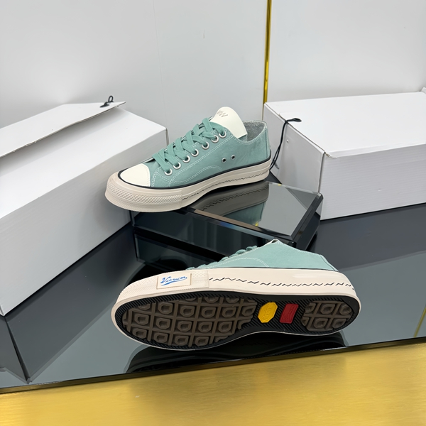 スーパーコピーブランド靴着用イメージ