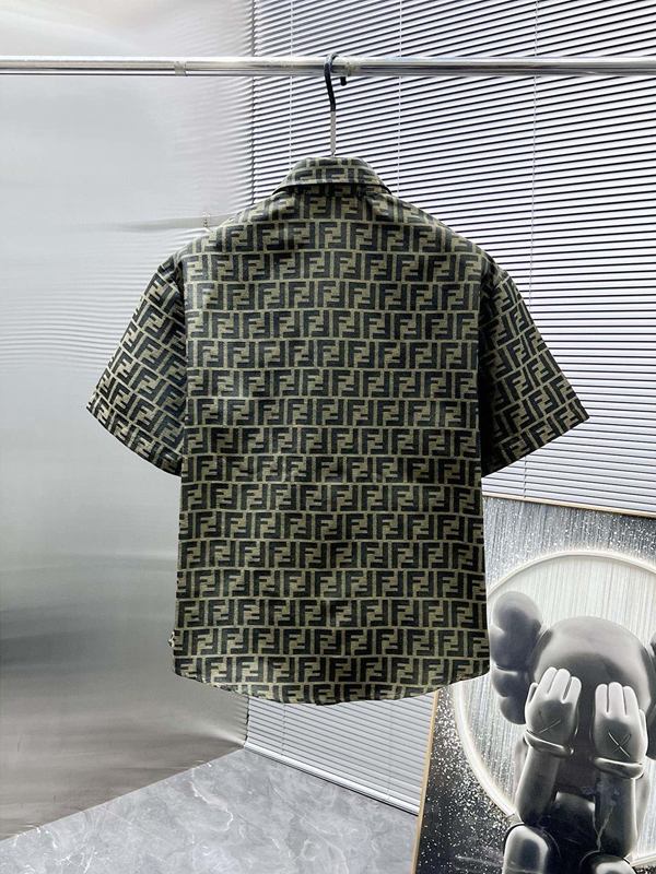 夏服セット側面デザイン