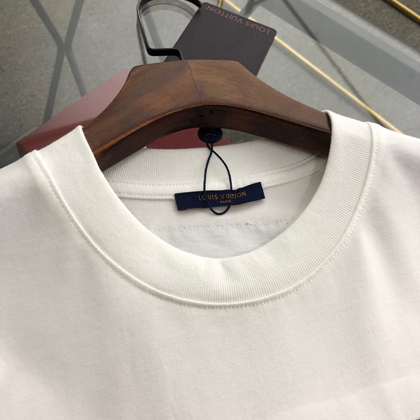 ブランドTシャツ細部ディテール