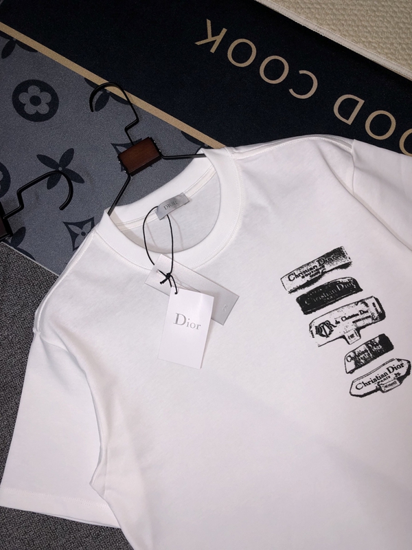 ブランドTシャツ側面デザイン
