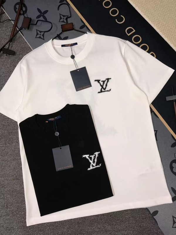 ブランドTシャツ背面デザイン