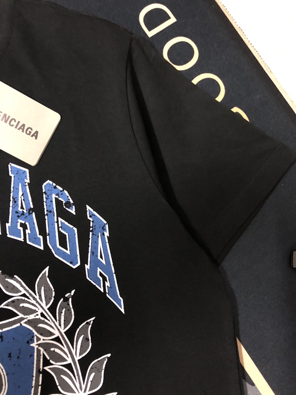 ブランドTシャツ細部ディテール