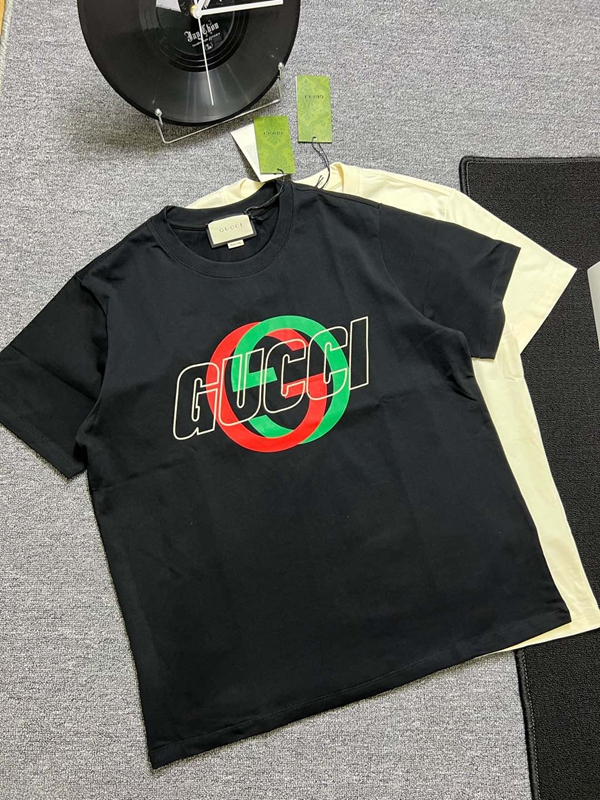 ブランドTシャツ背面デザイン