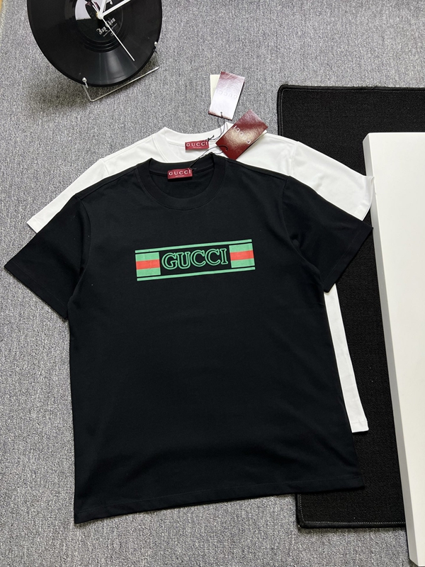 ブランドTシャツ背面デザイン