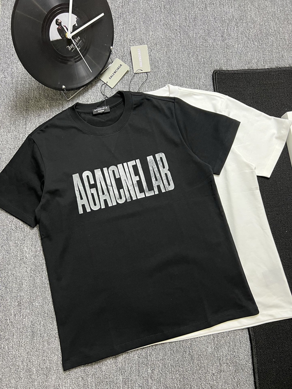ブランドTシャツ背面デザイン