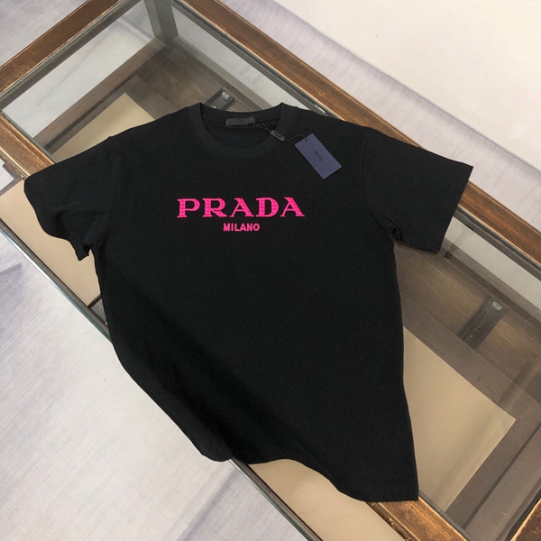 ブランドTシャツ正面デザイン