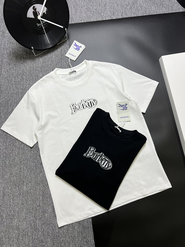 ブランドTシャツ正面デザイン