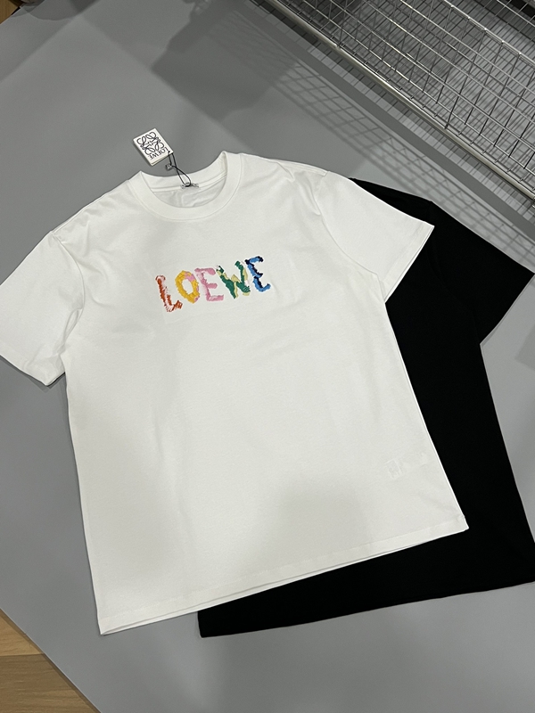 ブランドTシャツ正面デザイン