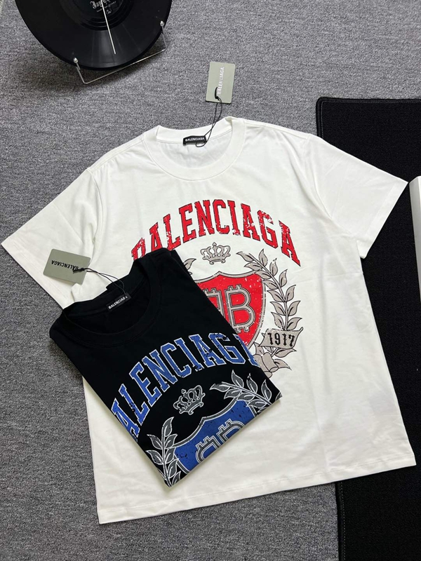 ブランドTシャツ正面デザイン