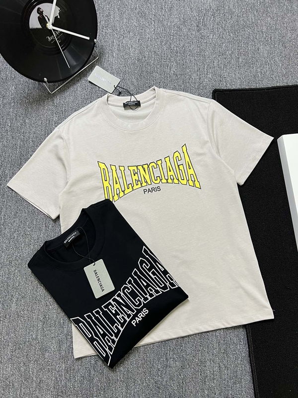 ブランドTシャツ正面デザイン