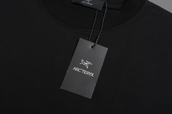 ブランドTシャツ細部ディテール