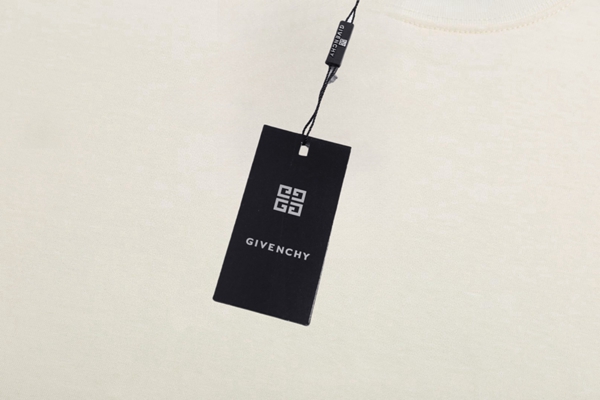 ブランドTシャツ角部分ディテール