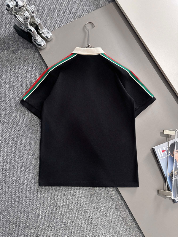 ブランドTシャツ背面デザイン