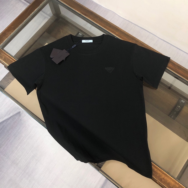 ブランドTシャツ正面デザイン