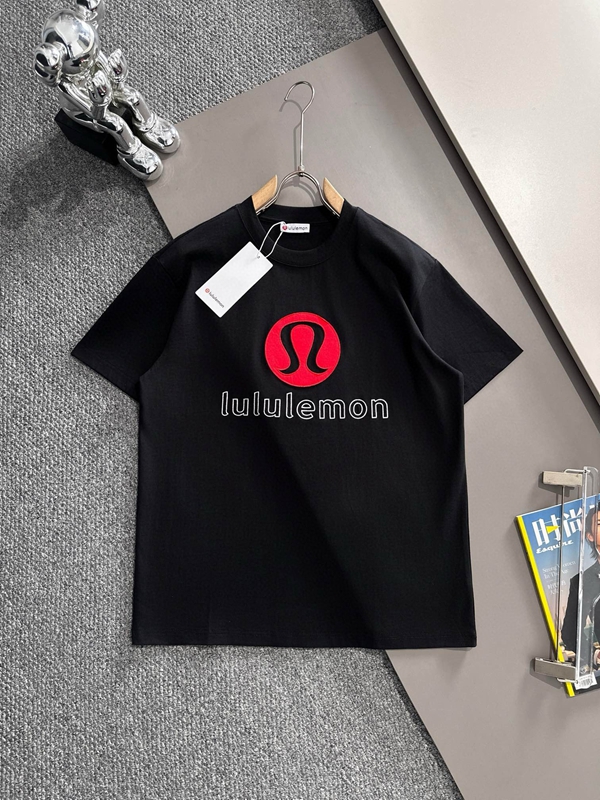ブランドTシャツ正面デザイン