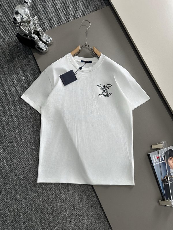 ブランドTシャツ正面デザイン