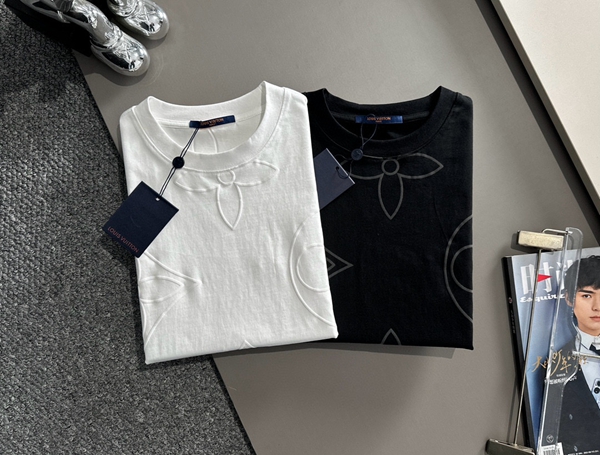 ブランドTシャツ全体デザイン