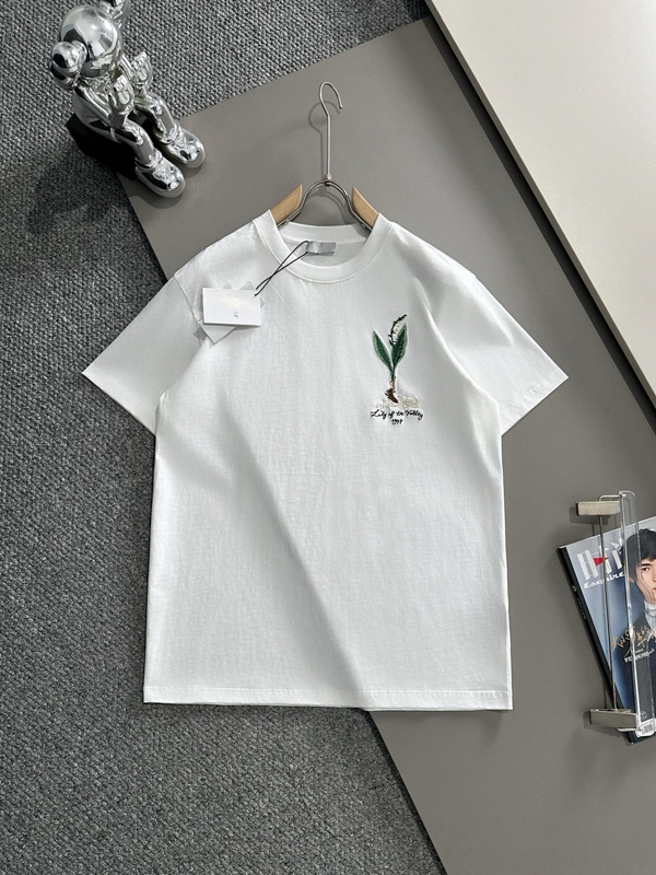 ブランドTシャツ正面デザイン