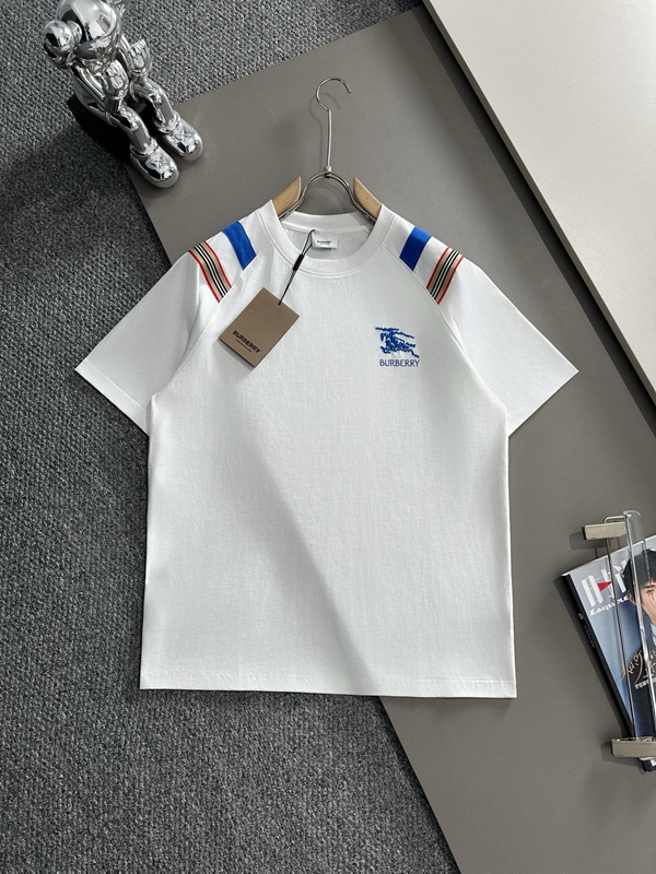 ブランドTシャツ全体デザイン