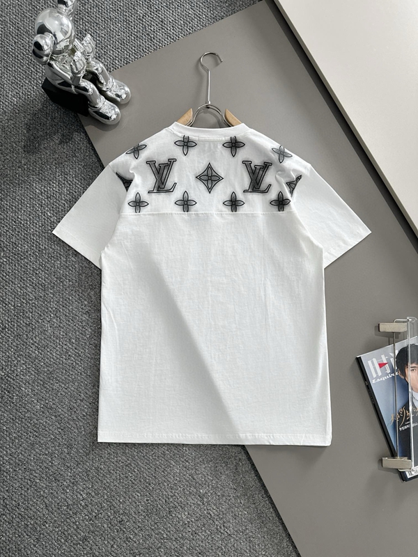 ブランドTシャツ背面デザイン