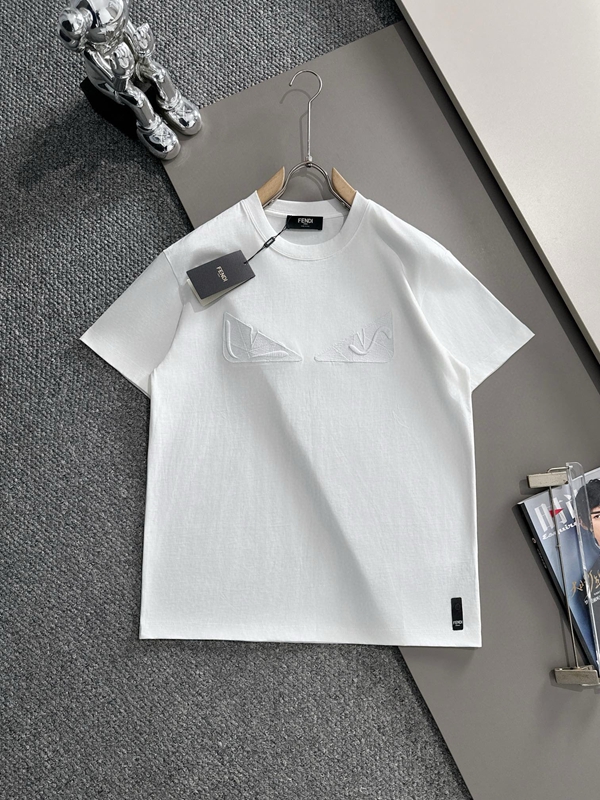 ブランドTシャツ正面デザイン