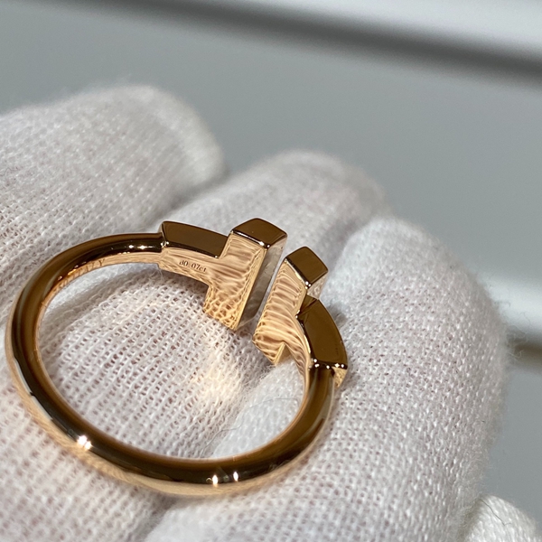 ティファニーアクセサリー全体デザイン
