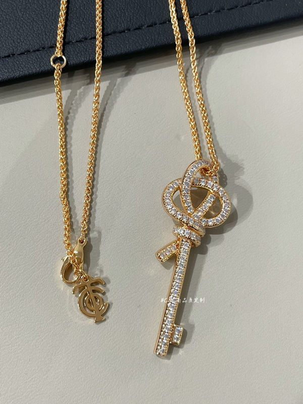 ティファニーアクセサリー側面デザイン