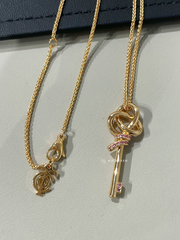 ティファニーアクセサリー素材ディテール