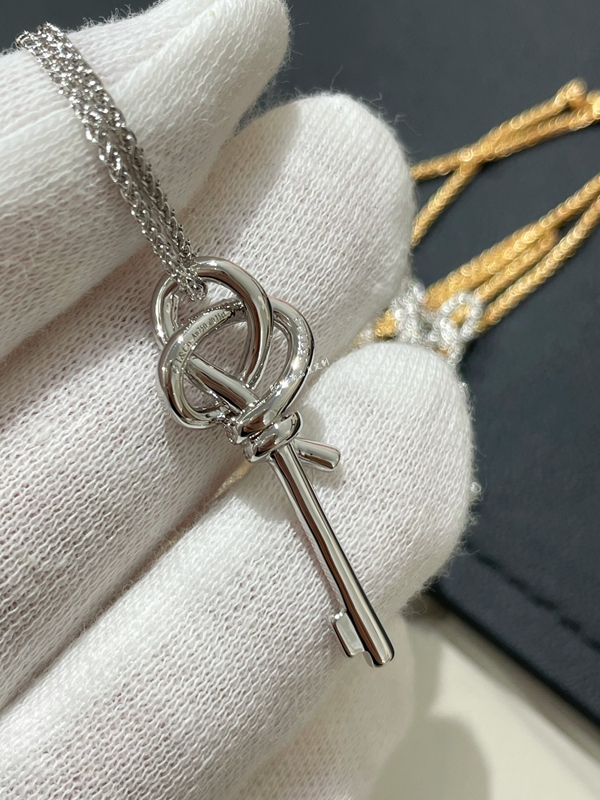 ティファニーアクセサリー角部分ディテール