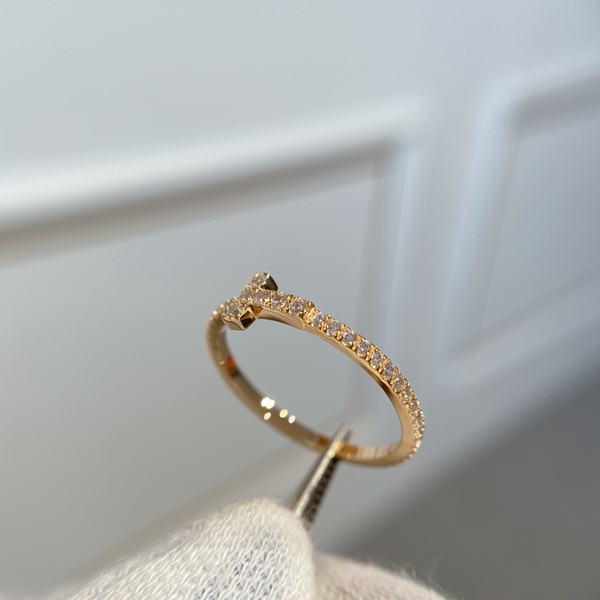 ティファニーアクセサリー全体デザイン